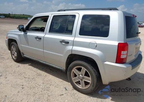 2008 Jeep Patriot Sport из США, поврежденный, VIN 1J8FF28W18D517009